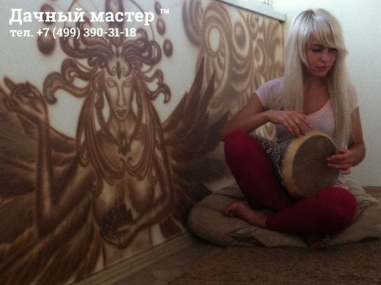 Рисунок на ограждении балкона