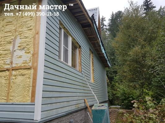 Стена отделанная сайдингом повторного применения