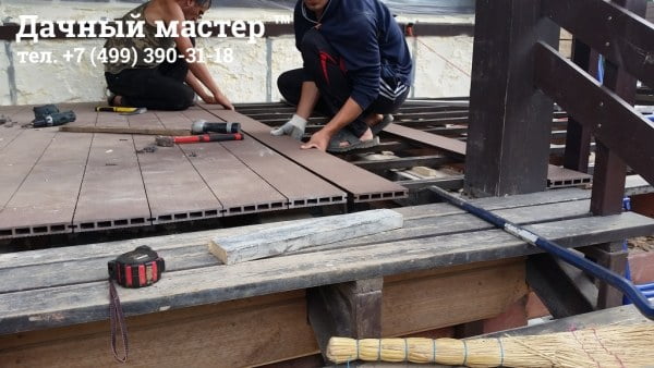 Монтаж полимерной террасной доски на веранде