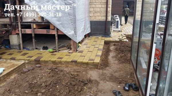 Предварительная выкладка рисунка брусчатки "Старый город"