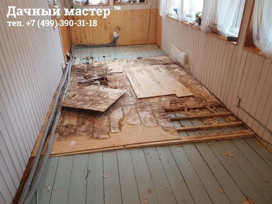 Разрушение доски пола после затопления