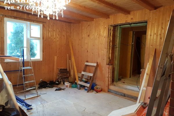 Обустройство дверного проема на входе в пристройку