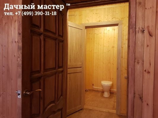 Вход в пристройку