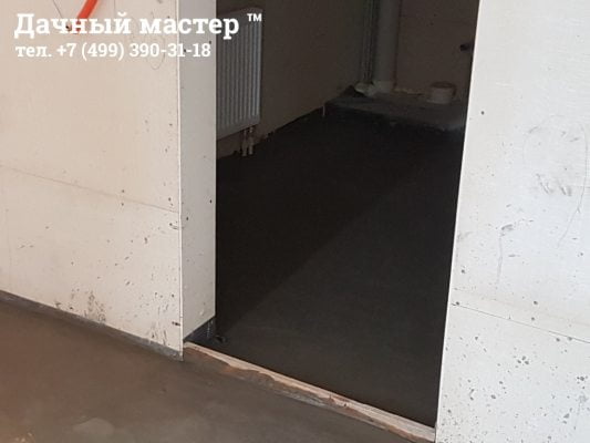 Заливка стяжки в санузле